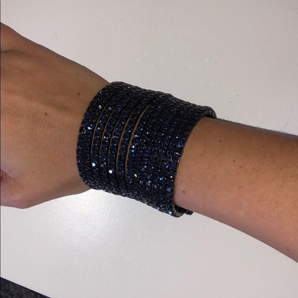Bangle bracelet